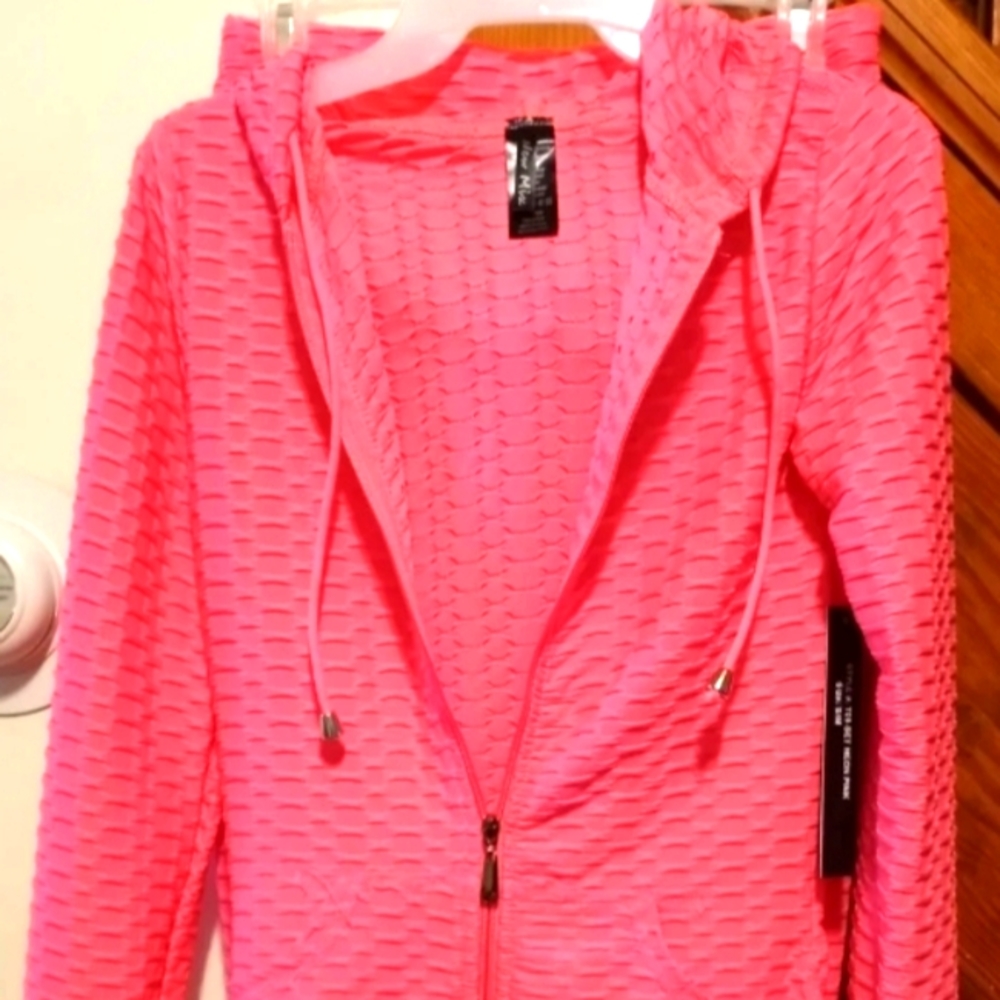 BNWT 2pc OUTFIT